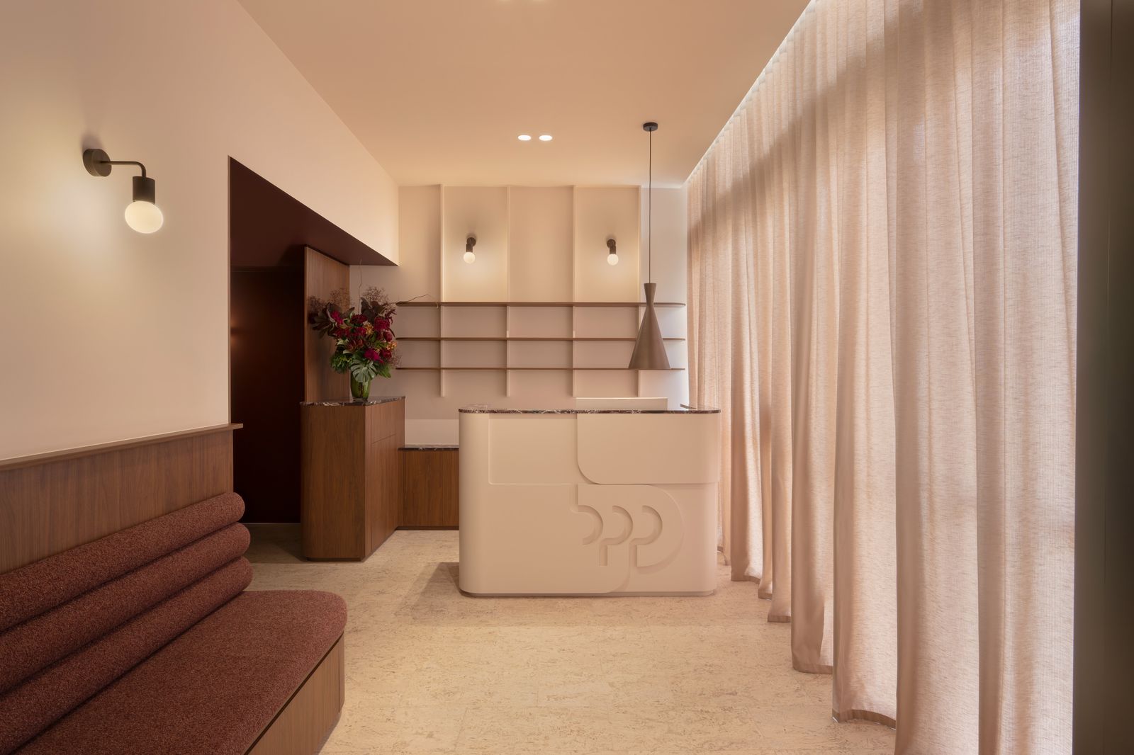 Brisbane Physiotherapy reception and waiting area